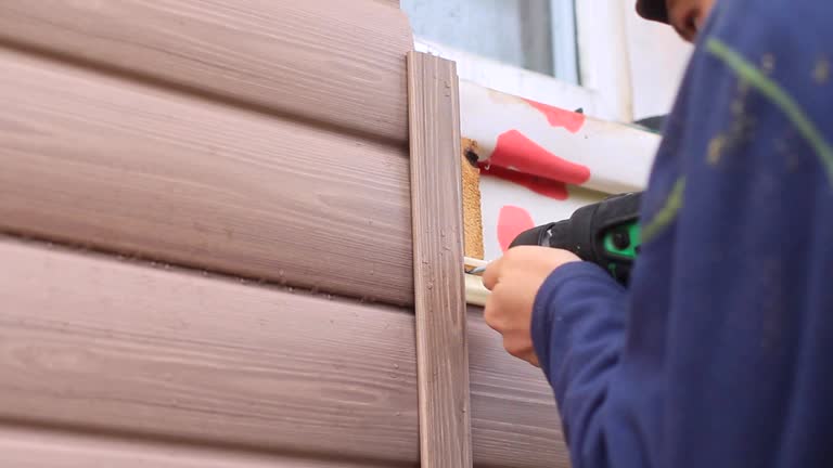 Best Wood Siding Installation  in Foothill Farms, CA